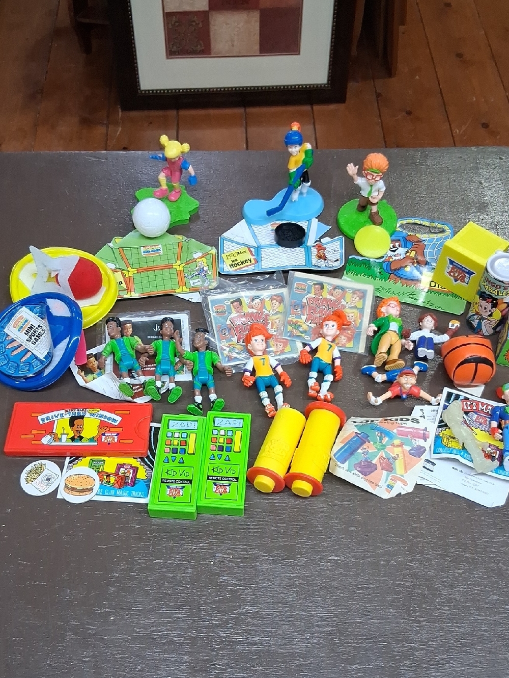 collection‎ Of 1994 Burger King Kids Club "All Star Sports" figures